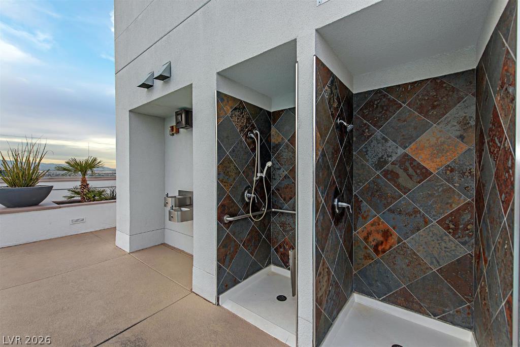 150 Las Vegas Boulevard 1513 Property Photo 27