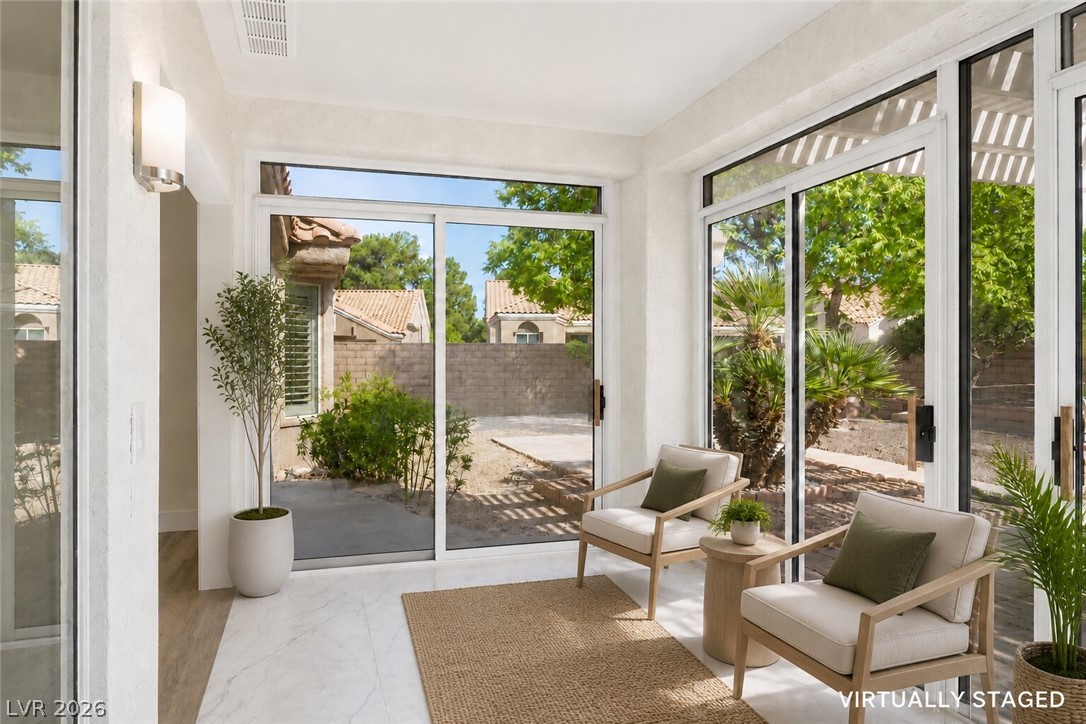 8701 Villa Ridge Drive Property Photo 18