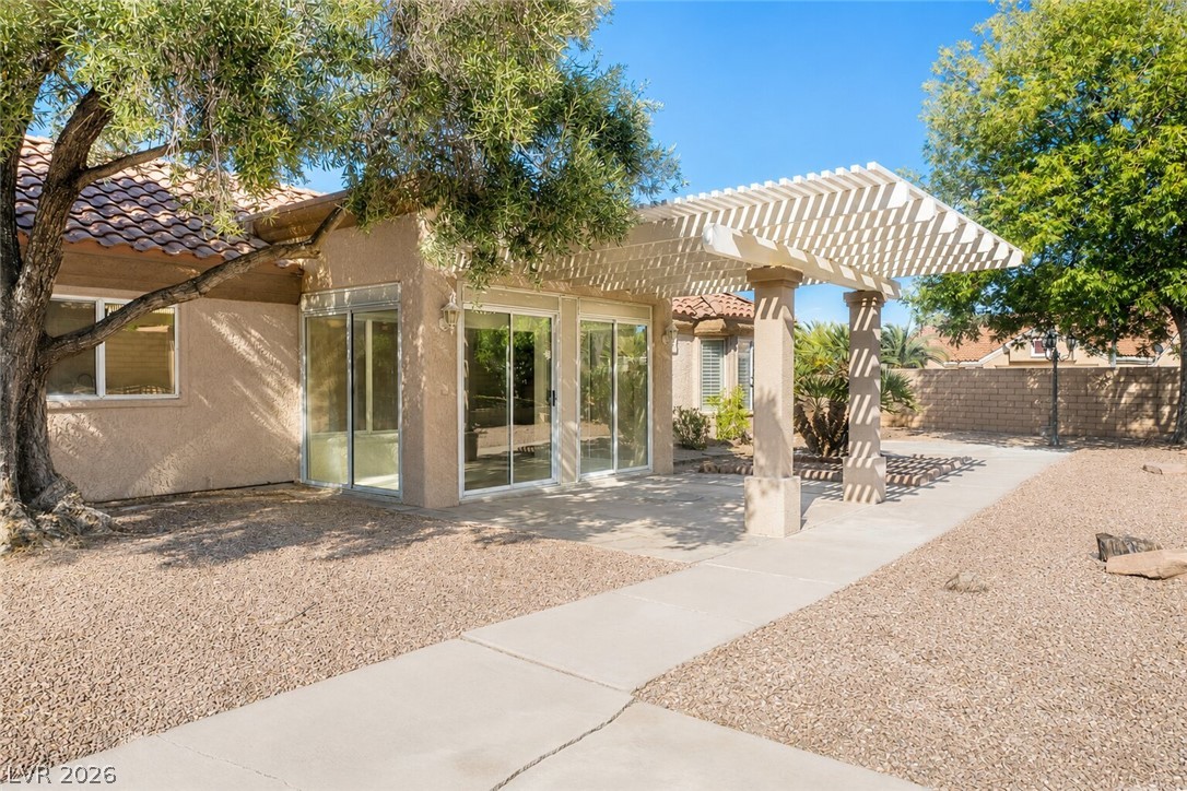 8701 Villa Ridge Drive Property Photo 20