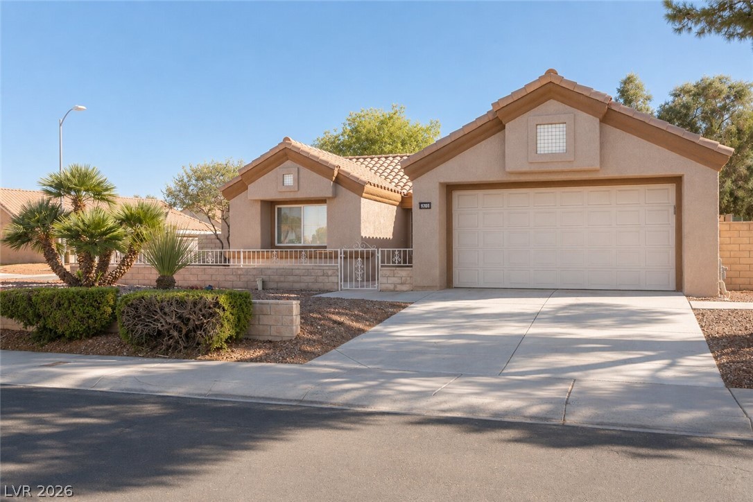 8701 Villa Ridge Drive Property Photo 23
