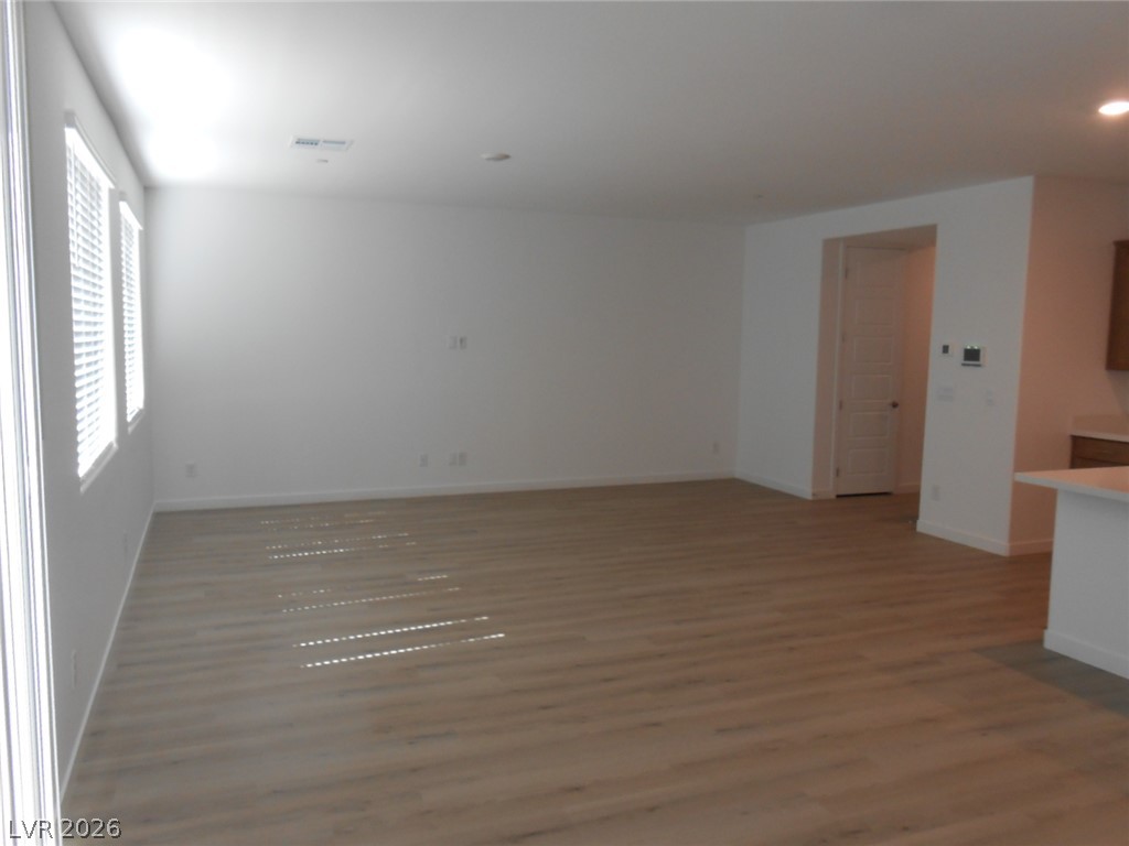 1025 Copper Robin Street Property Photo 4
