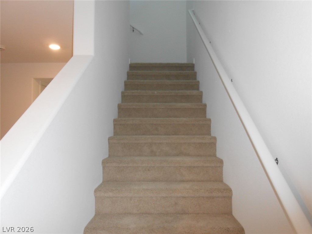 1025 Copper Robin Street Property Photo 7