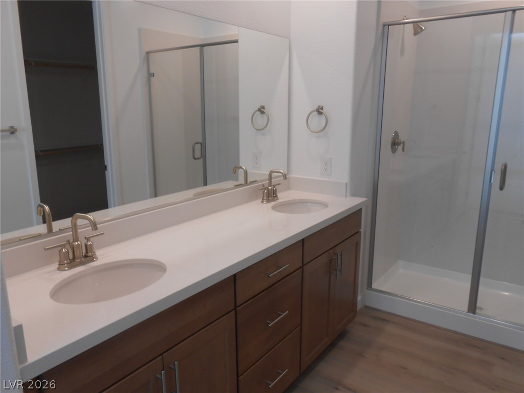 1025 Copper Robin Street Property Photo 13