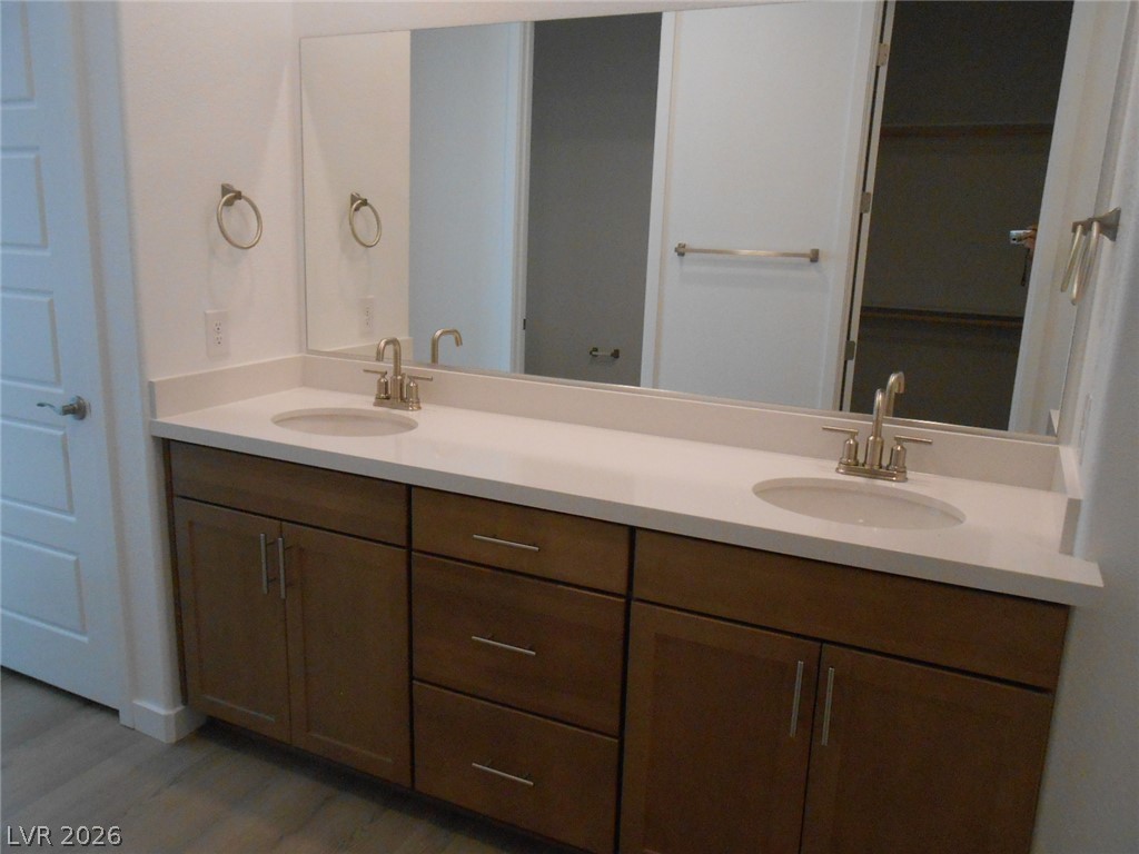 1025 Copper Robin Street Property Photo 14