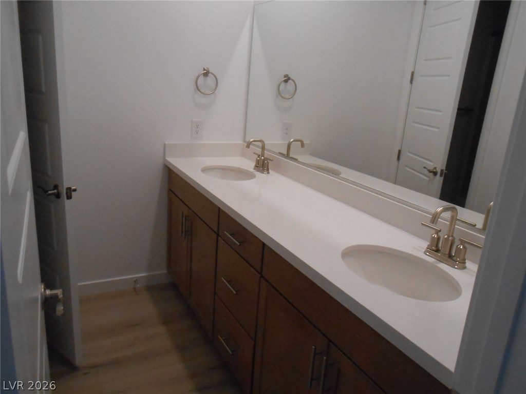 1025 Copper Robin Street Property Photo 18