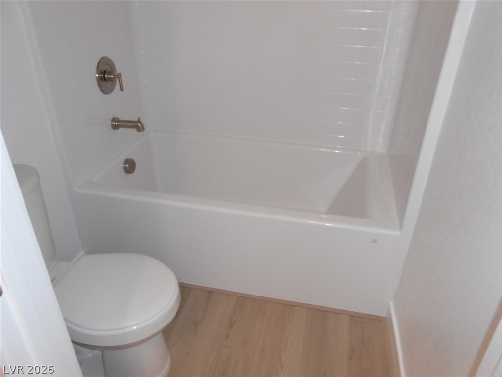 1025 Copper Robin Street Property Photo 19