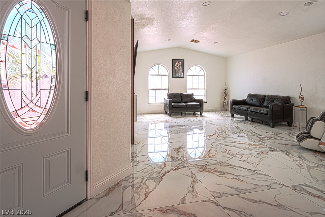 1825 Stonington Place Property Photo 16