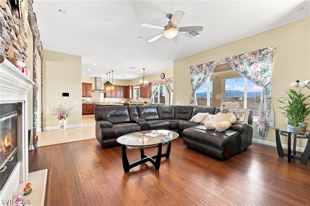 7208 Crandon Park Avenue Property Photo 11