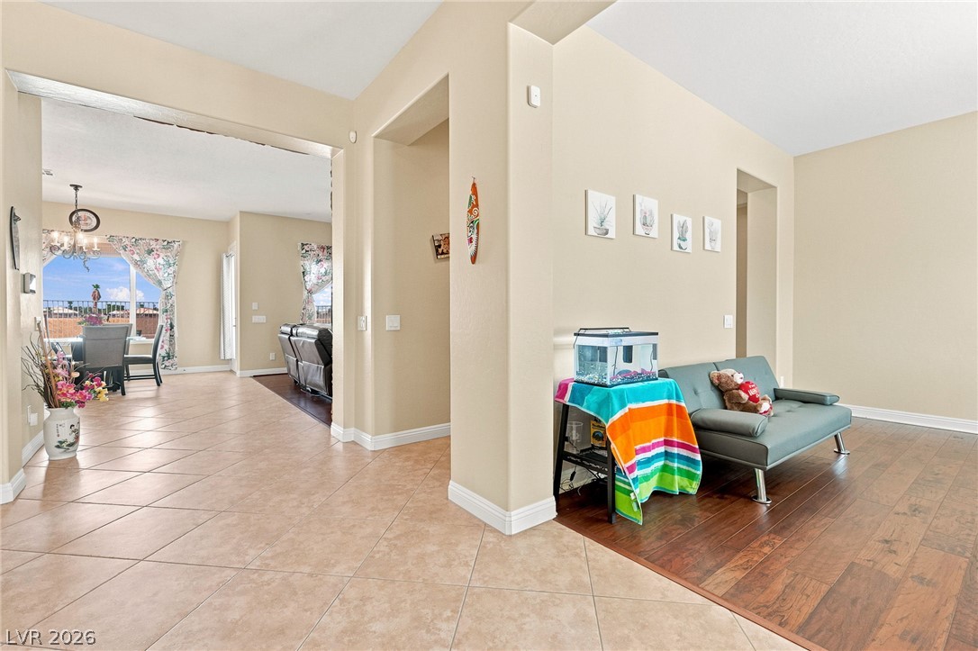 7208 Crandon Park Avenue Property Photo 15