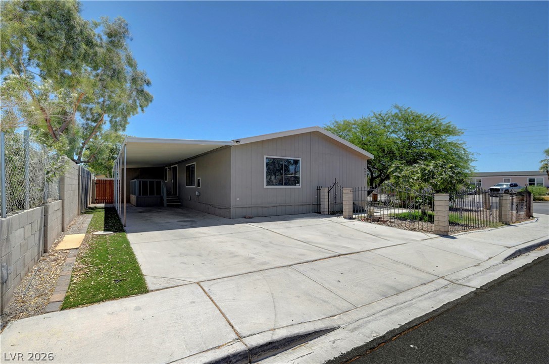 5997 Castlemont Avenue Property Photo 2