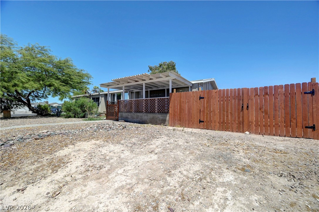 5997 Castlemont Avenue Property Photo 6