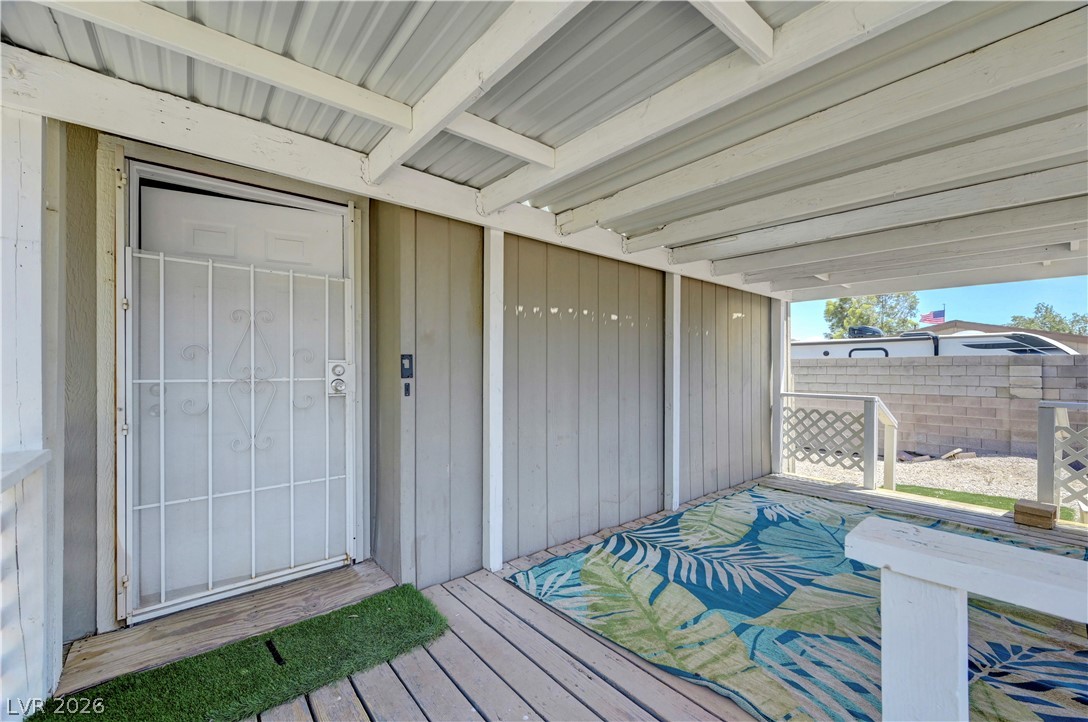 5997 Castlemont Avenue Property Photo 8