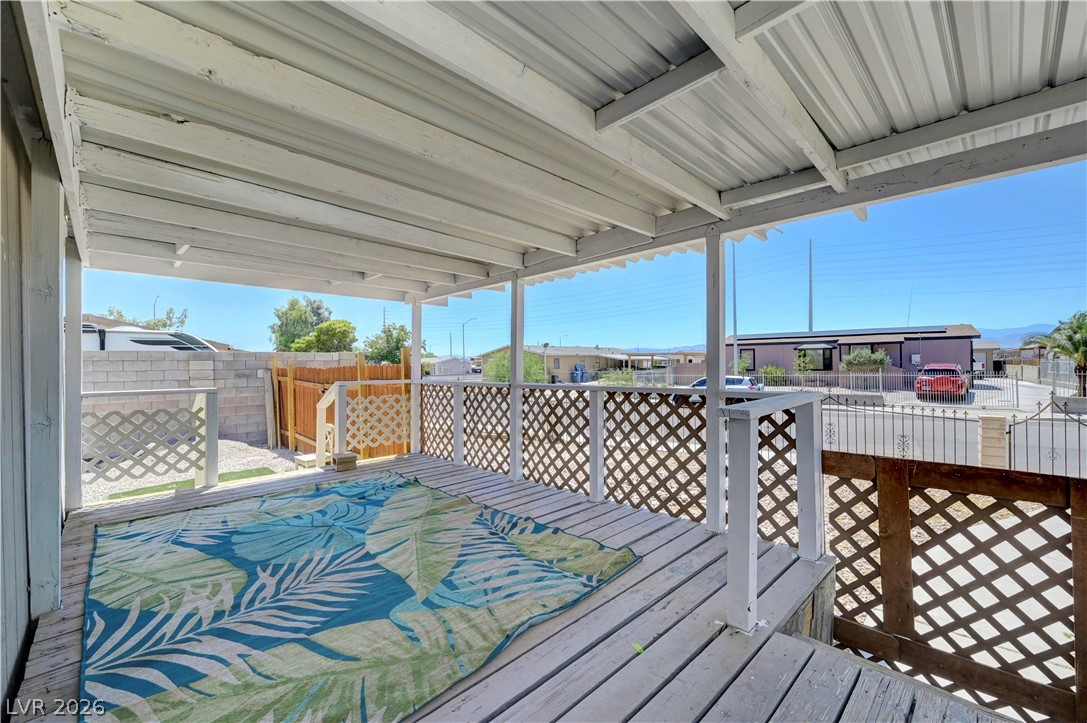 5997 Castlemont Avenue Property Photo 9