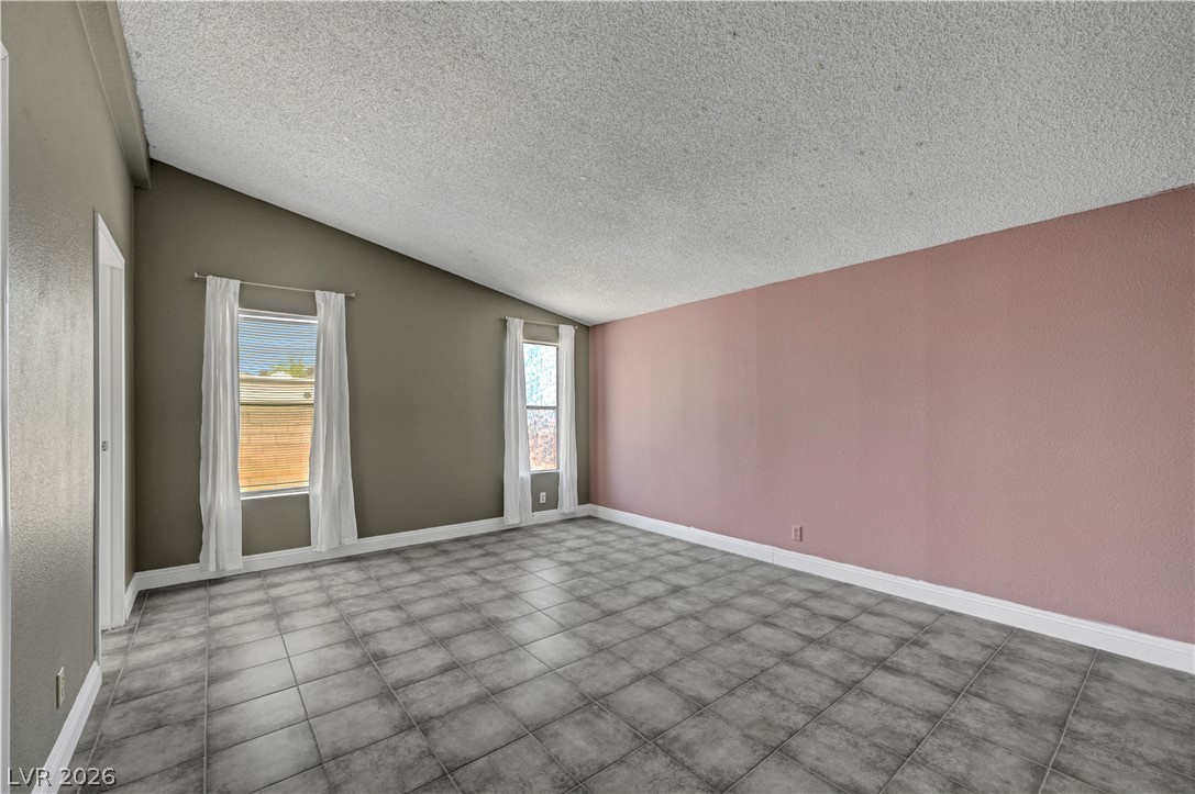 5997 Castlemont Avenue Property Photo 28