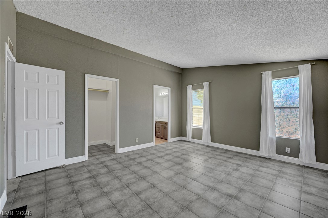 5997 Castlemont Avenue Property Photo 29