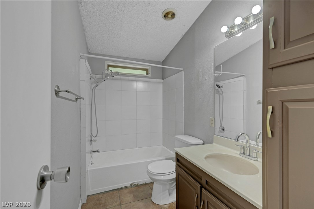 5997 Castlemont Avenue Property Photo 38