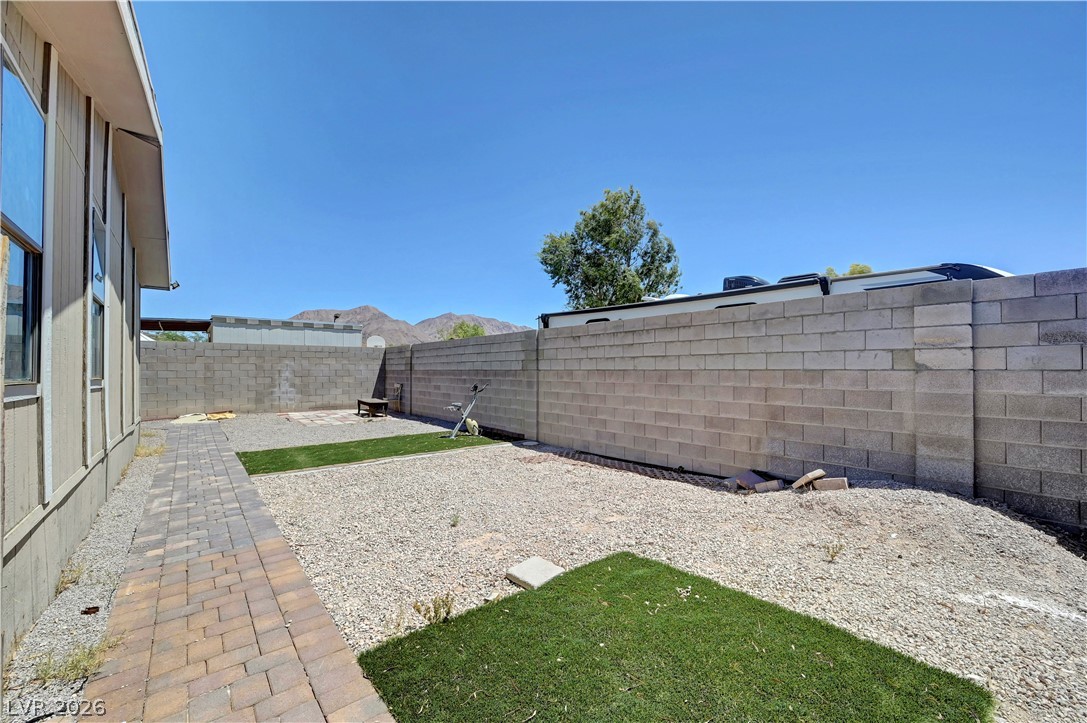 5997 Castlemont Avenue Property Photo 47