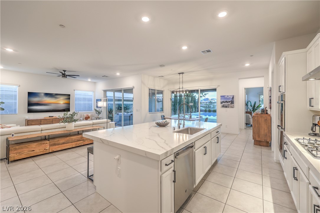 118 Reflection Cove Drive Property Photo 16