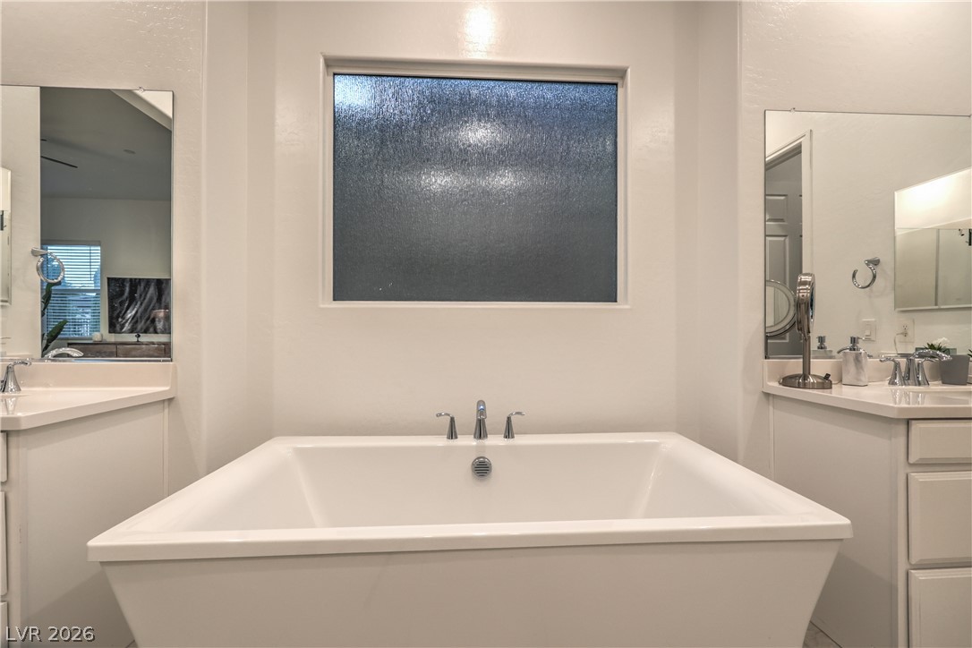 118 Reflection Cove Drive Property Photo 23