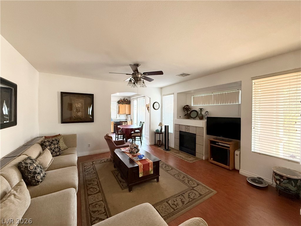 242 Pleasant Pebble Street Property Photo 9
