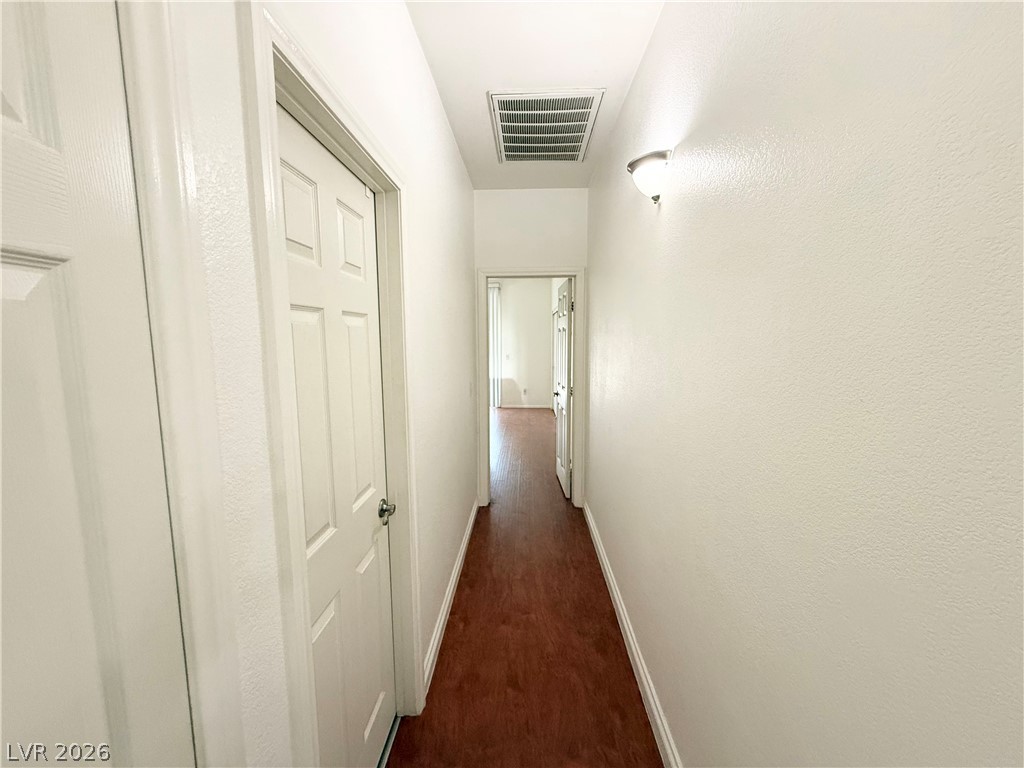 242 Pleasant Pebble Street Property Photo 10