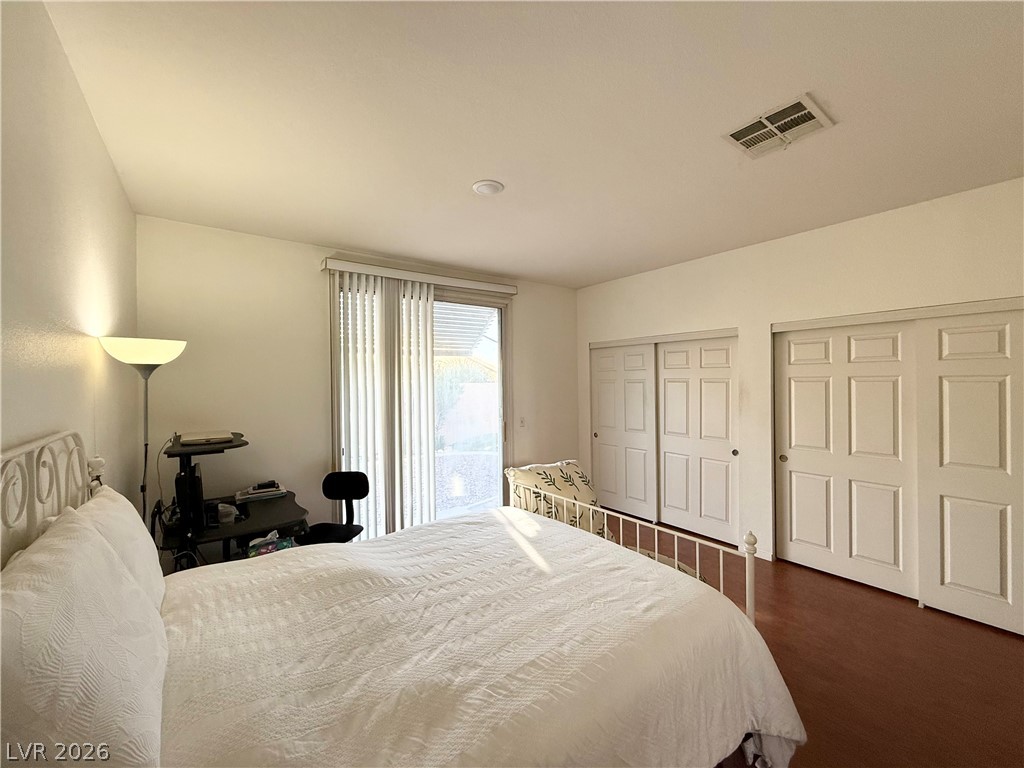 242 Pleasant Pebble Street Property Photo 11