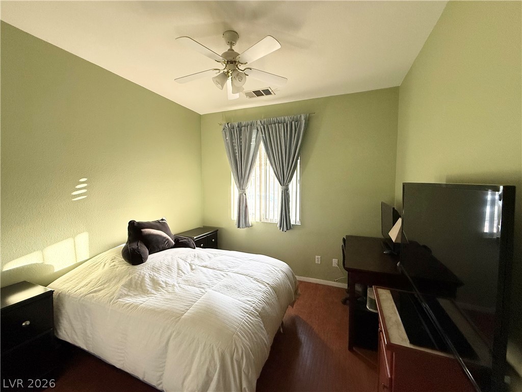 242 Pleasant Pebble Street Property Photo 14