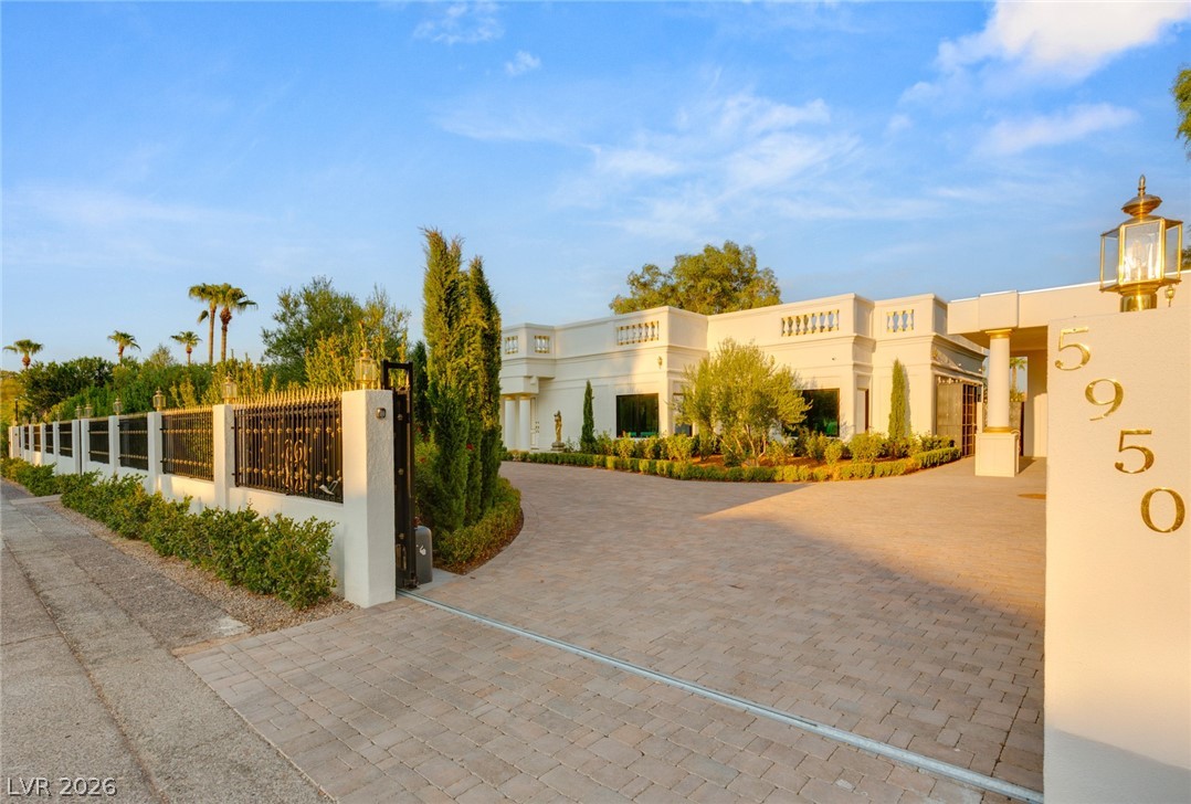5950 Winding Canyon Drive Property Photo 5