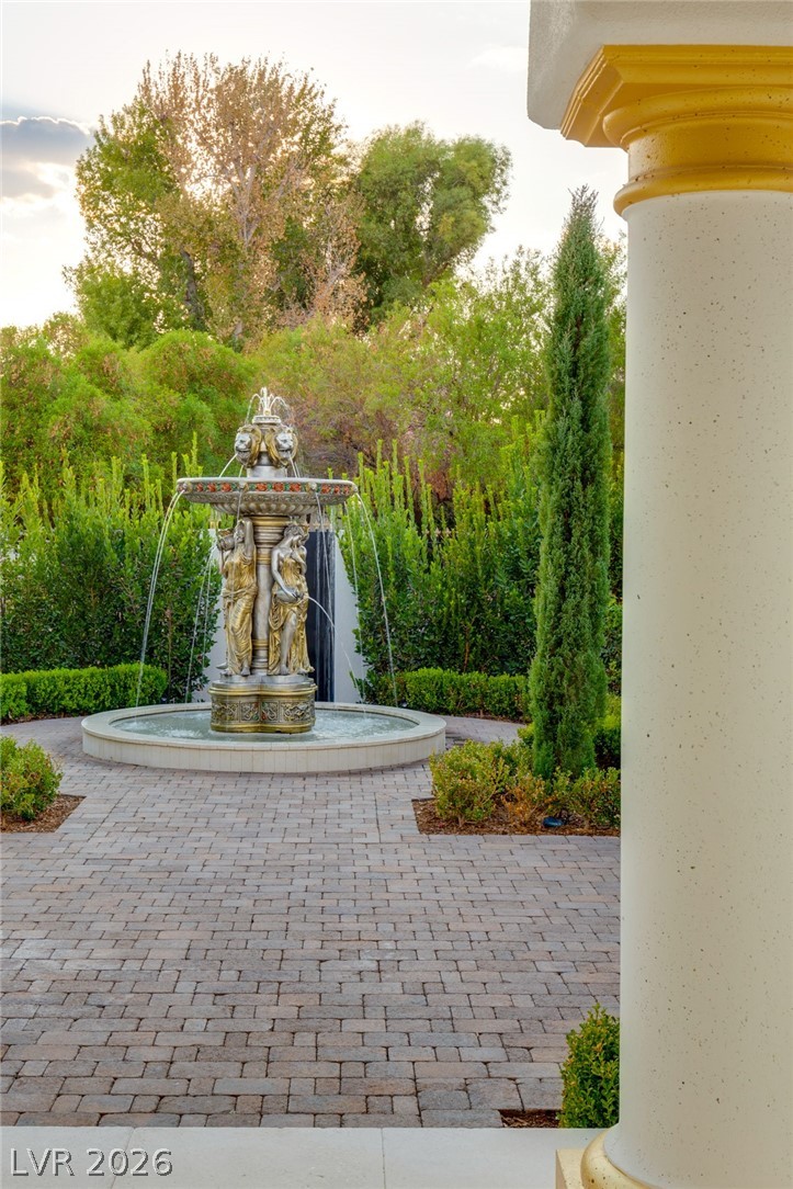 5950 Winding Canyon Drive Property Photo 7