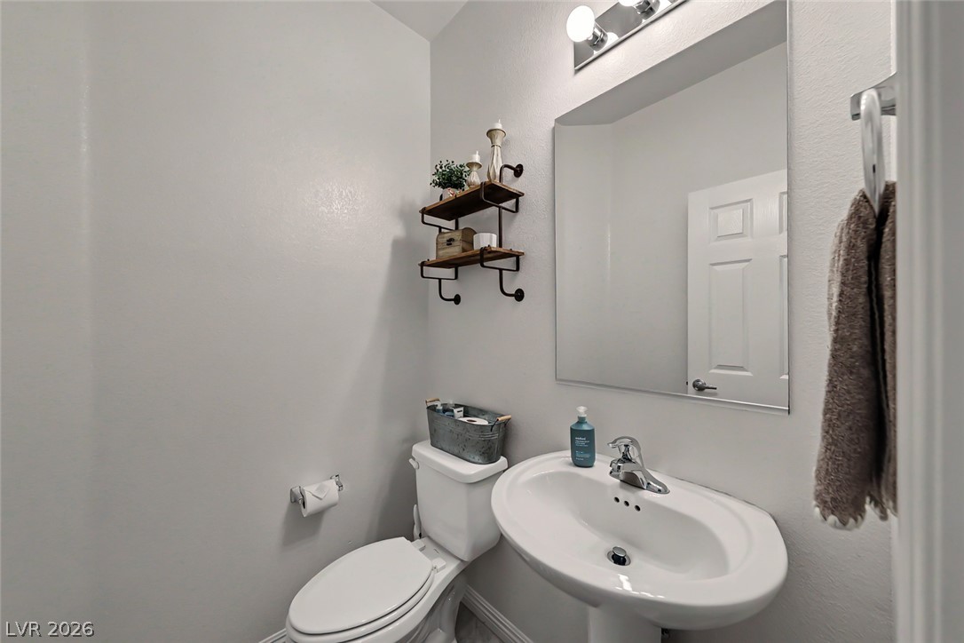 377 Wilford Springs Street Property Photo 34
