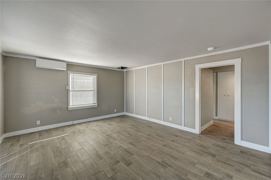 632 Avenue D Property Photo 5