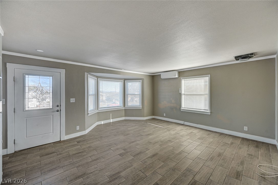 632 Avenue D Property Photo 6