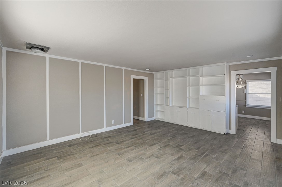 632 Avenue D Property Photo 8