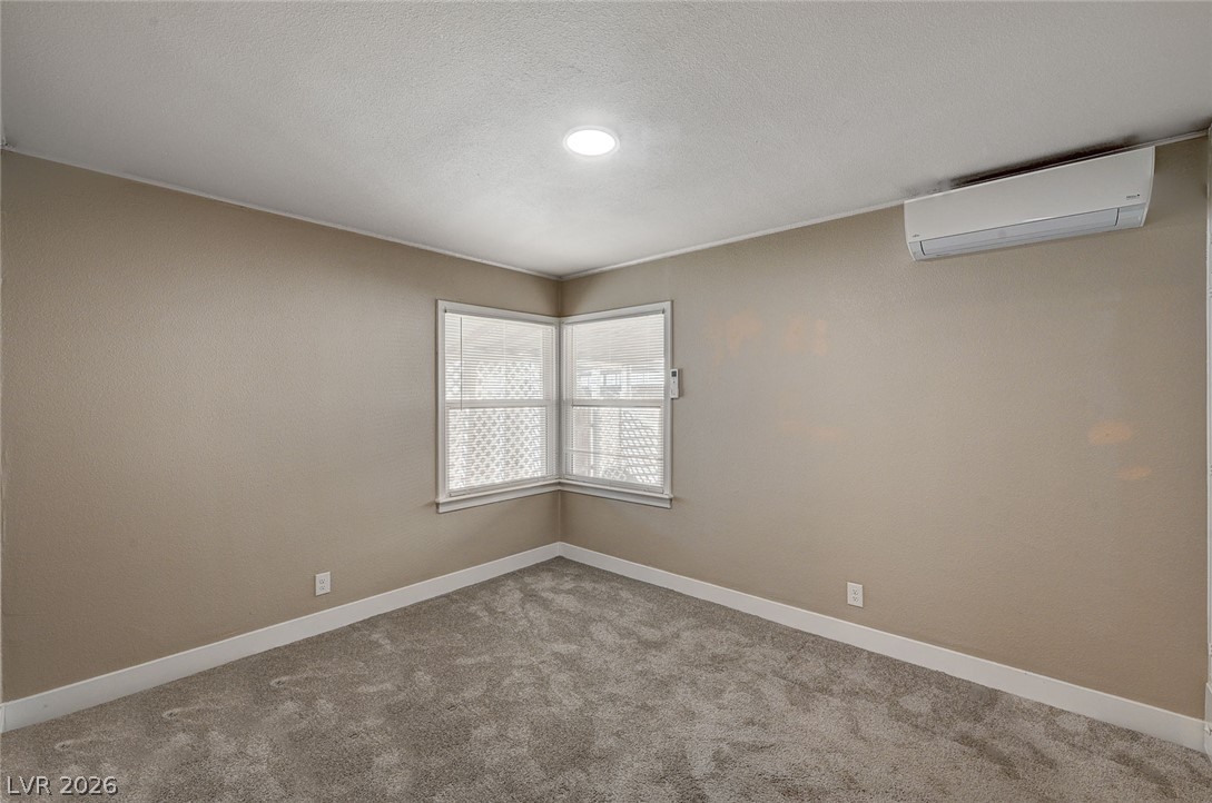 632 Avenue D Property Photo 18