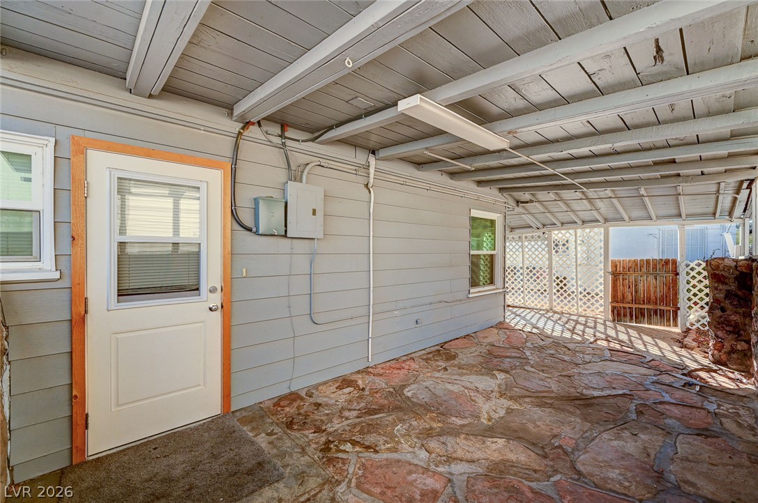 632 Avenue D Property Photo 33