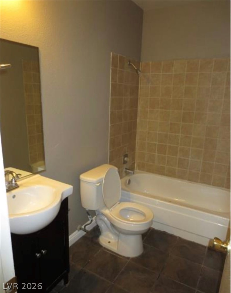 574 Roxella Lane C Property Photo 10