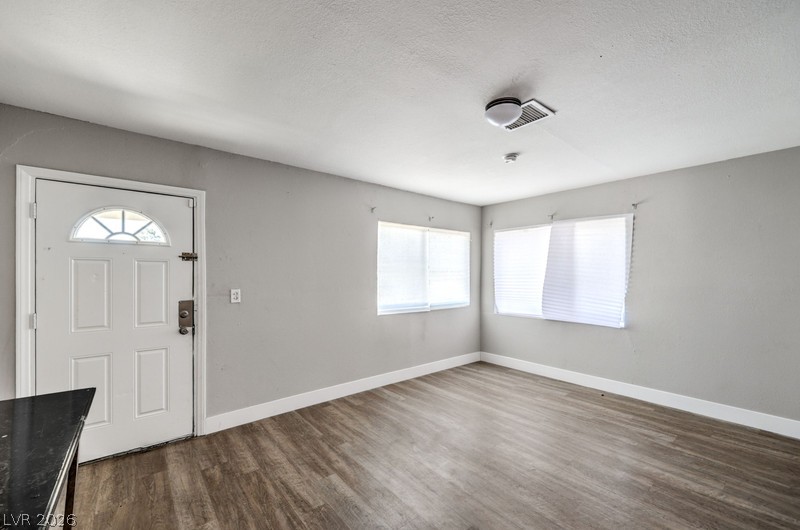 2410 Poplar Avenue Property Photo 7