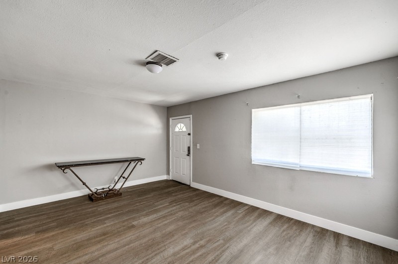 2410 Poplar Avenue Property Photo 10