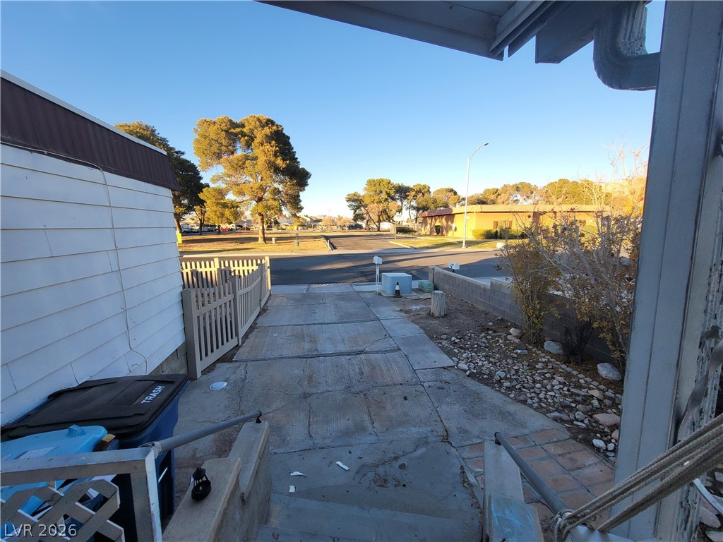 5495 Everglade Street Property Photo 25