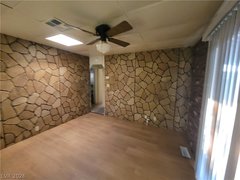 5495 Everglade Street Property Photo 38