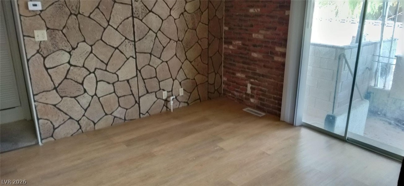 5495 Everglade Street Property Photo 58