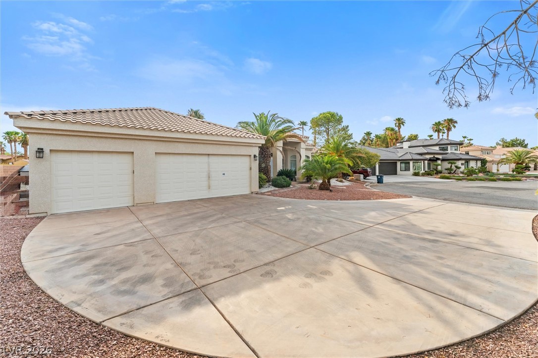2875 Mountain Mist Court Property Photo 6