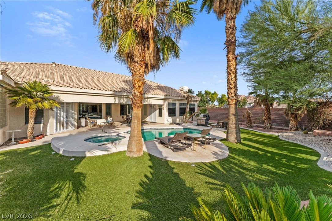 2875 Mountain Mist Court Property Photo 8