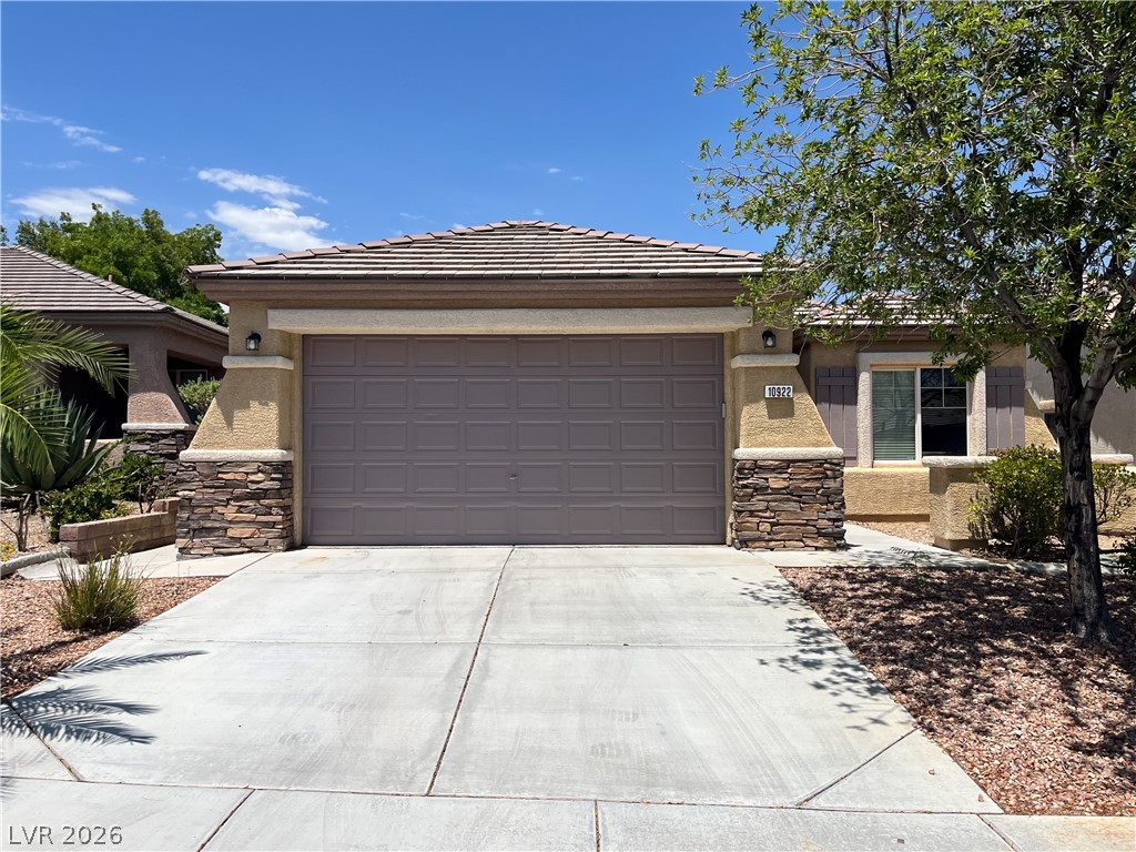 10922 Moonbeam Glow Lane Property Photo 2