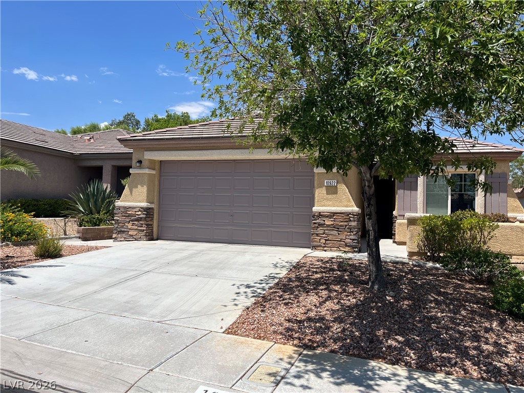 10922 Moonbeam Glow Lane Property Photo 3