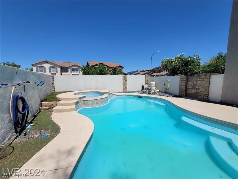 206 Valerian Street Property Photo 7