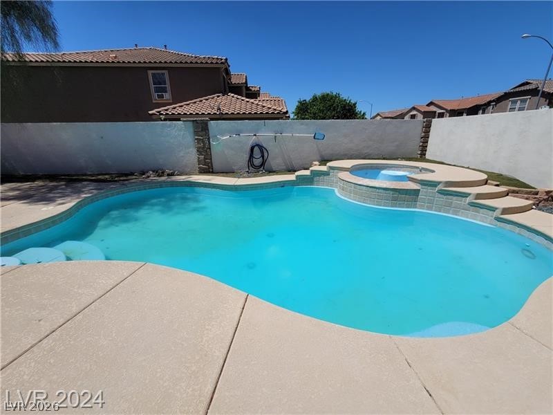 206 Valerian Street Property Photo 9