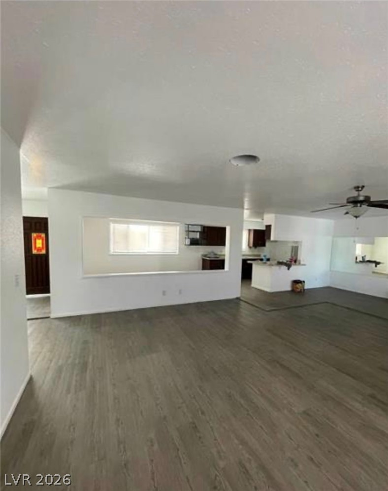 4560 Rancho Hills Drive Property Photo 4