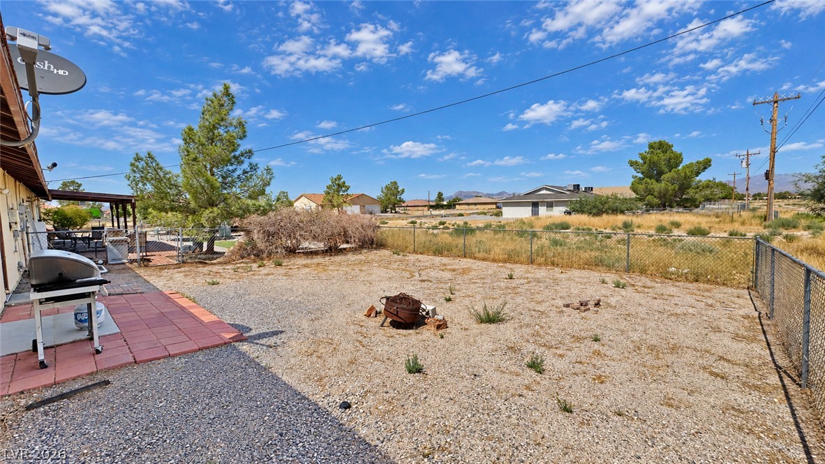 1170 East Calvada Boulevard Property Photo 10