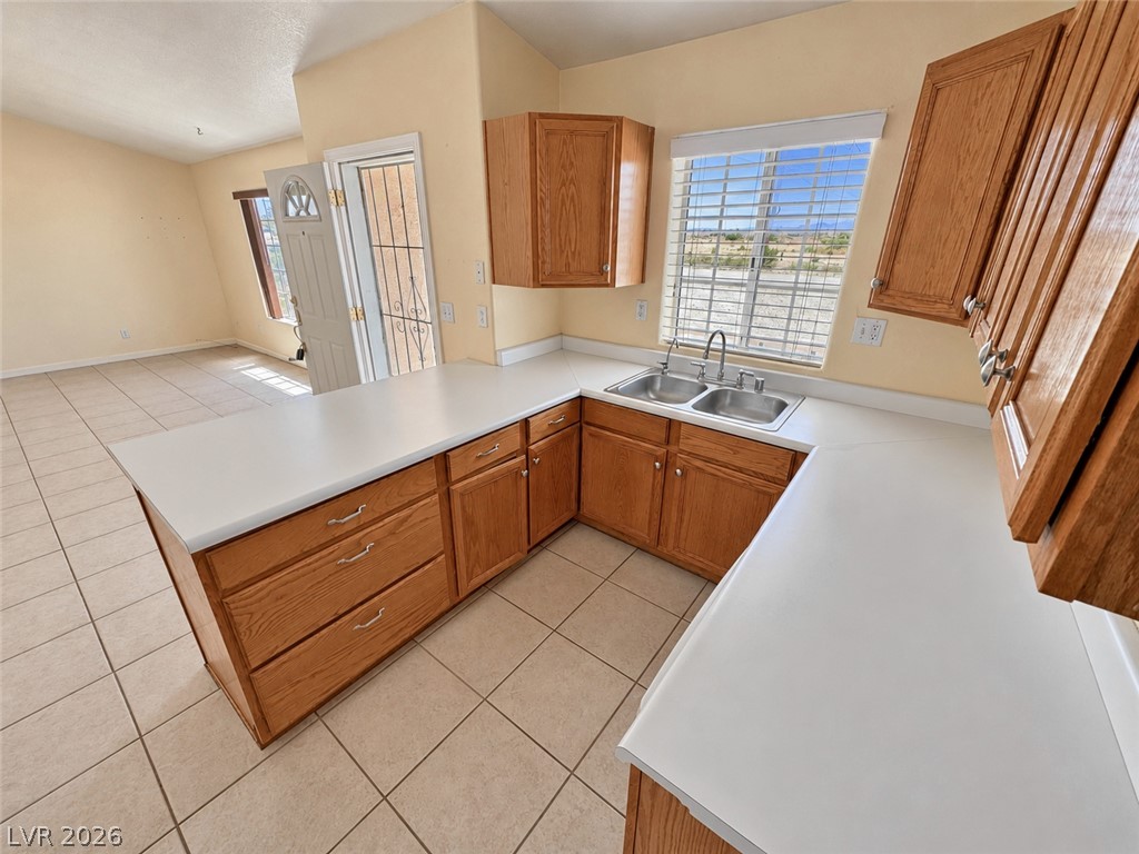 1170 East Calvada Boulevard Property Photo 15